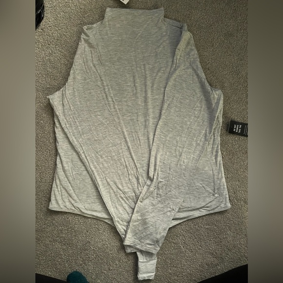 NWT Express Long Sleeve Turtleneck bodysuit XL - Picture 1 of 3